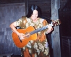 2001-1005-D2Serenading.jpg